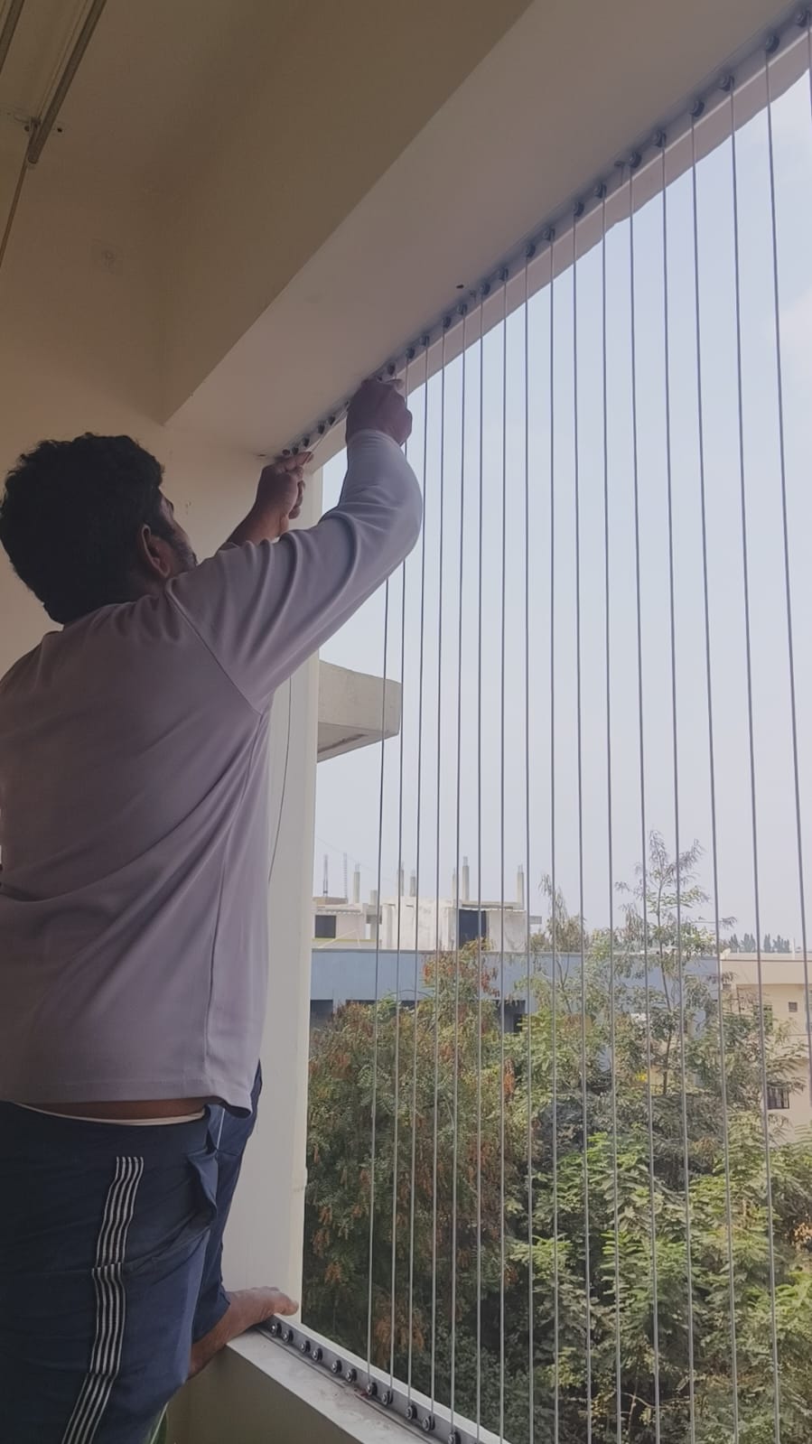 Tensioning Safety Grill Cables