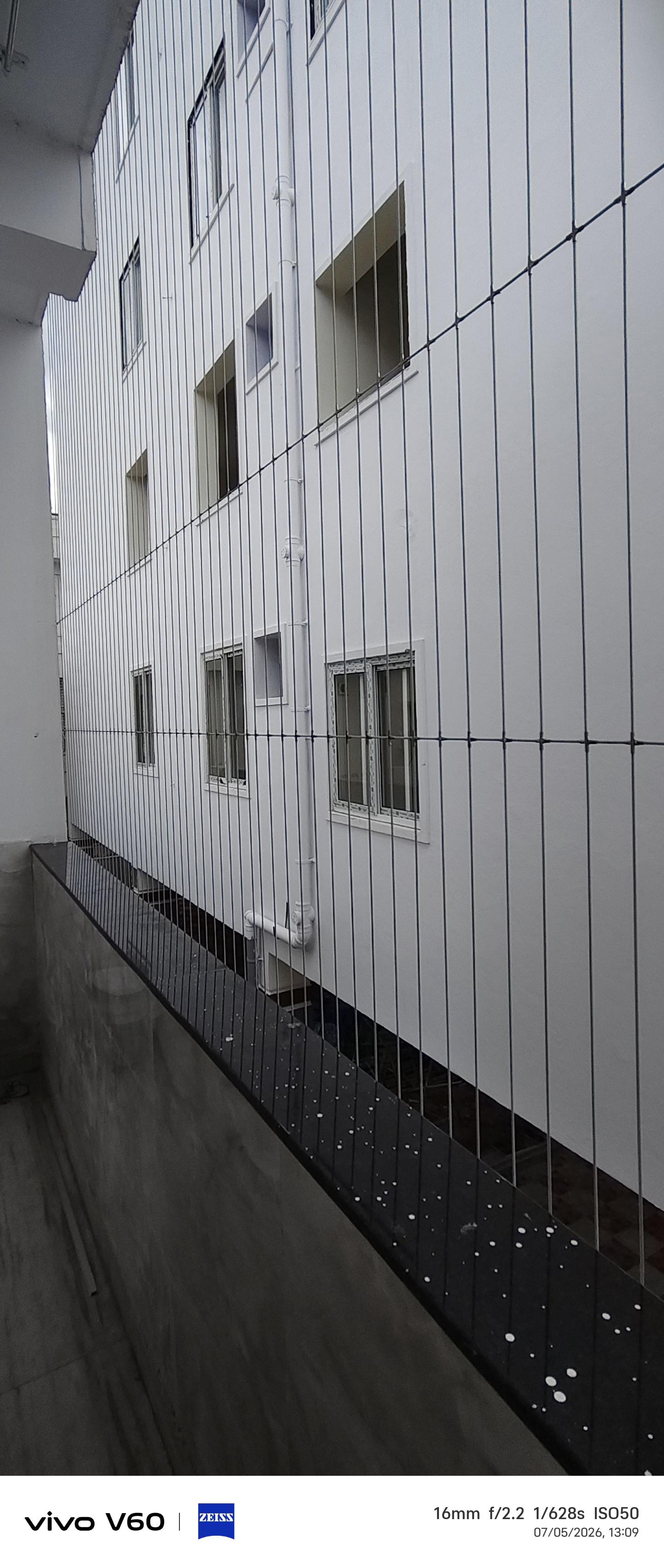 Wide-Angle Corridor Safety Grill